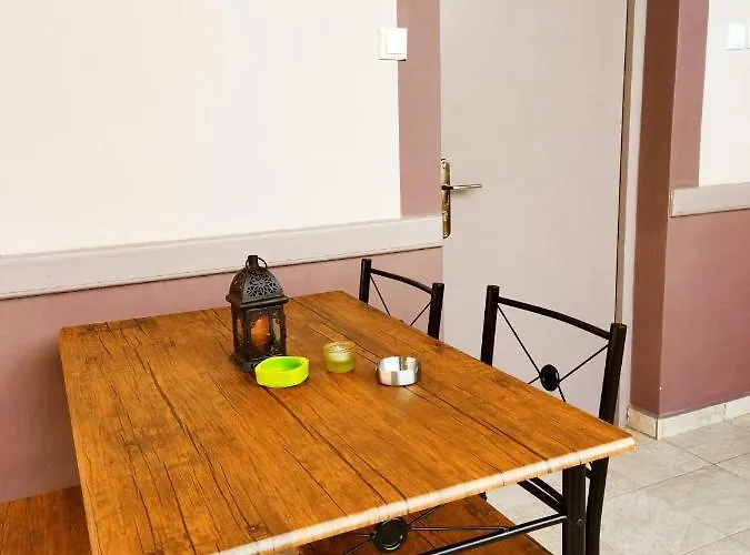 Nyaraló Nymphes Szelianítika